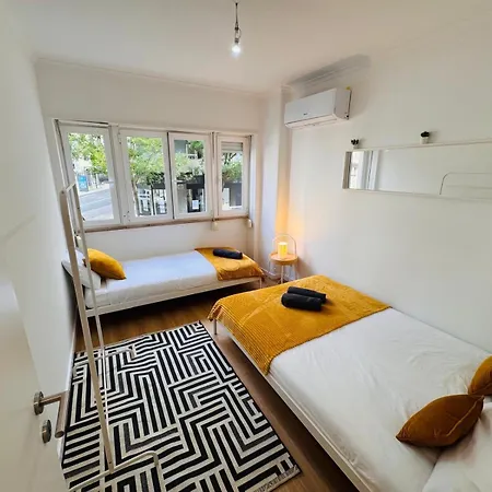 The Crespo House - 2F - Rooms & Stays * Lisbon