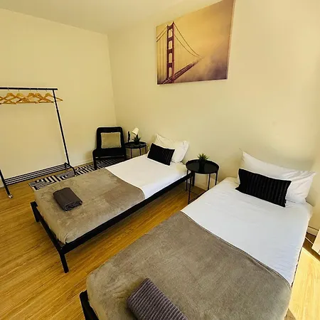 The Crespo House - 2f - & Apartment Lisbon